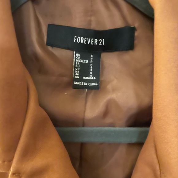 Brown jacket - Picture 4 of 8